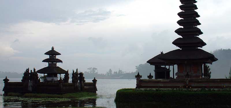 Bali Beratan temple